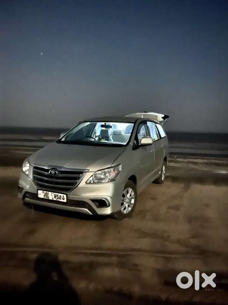 Toyota Innova 2015 Diesel Well Maintained