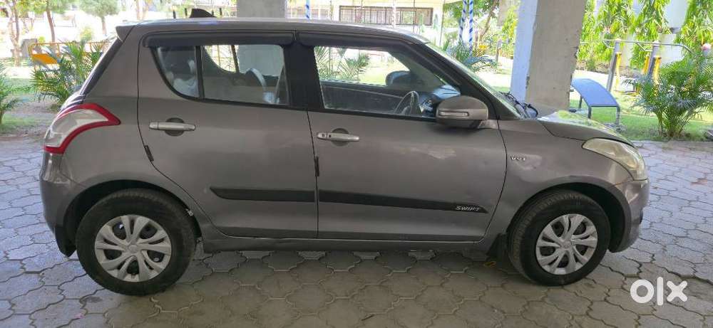 Maruti Suzuki Swift Amt Vxi, 2018