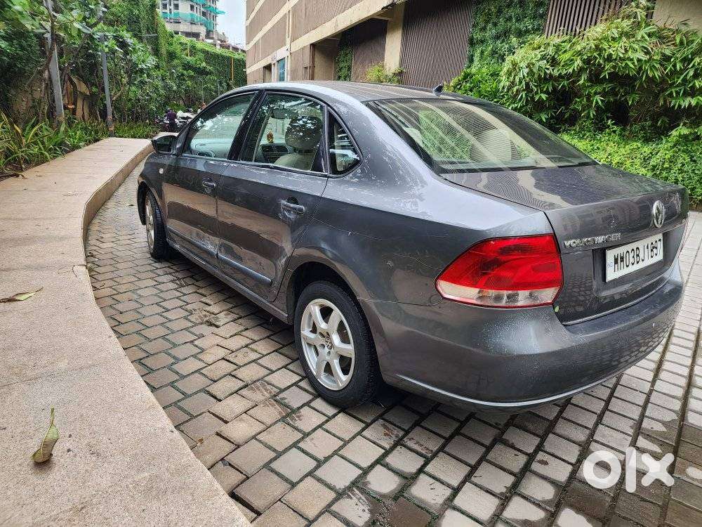Volkswagen Vento 1.5 Highline Plus At 16 Alloy, 2013, Cng & Hybrids