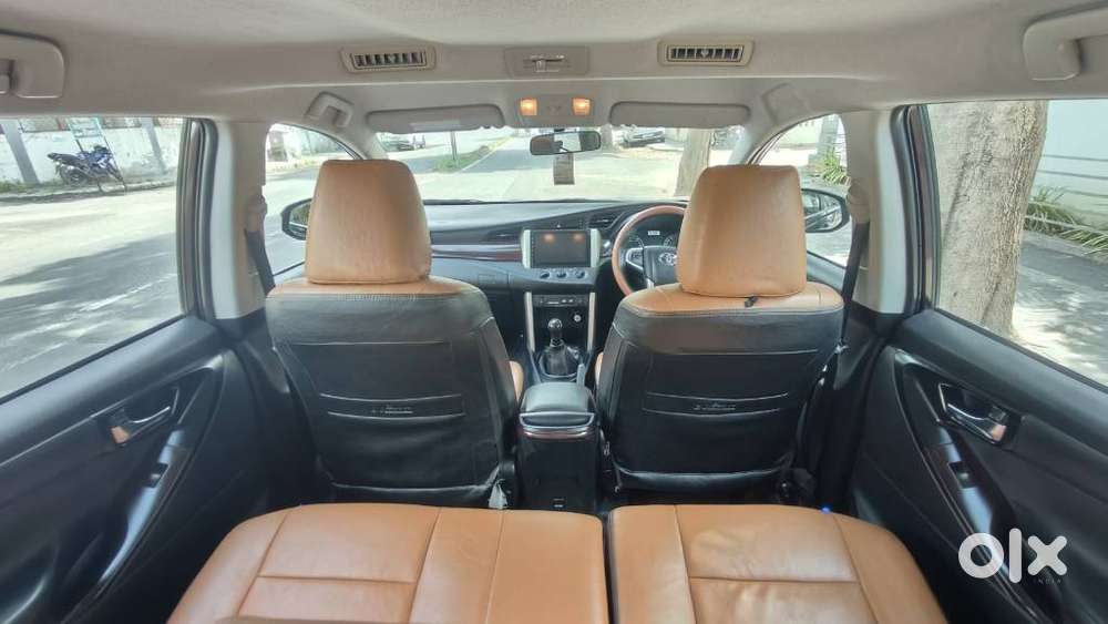 Toyota Innova Crysta 2.4 Gx Mt 8s, 2017, Diesel