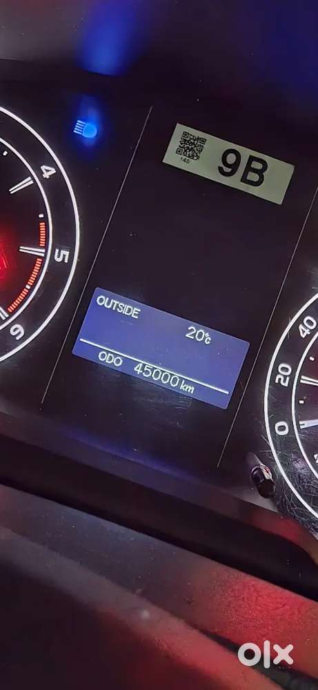Toyota Innova Crysta 2022 Diesel 45000 Km Driven