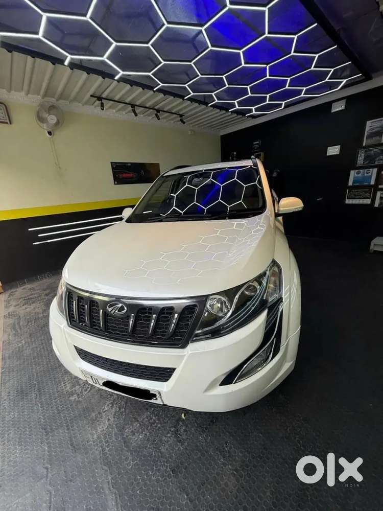 Mahindra Xuv500 W10 2018 Sunroof For Sale