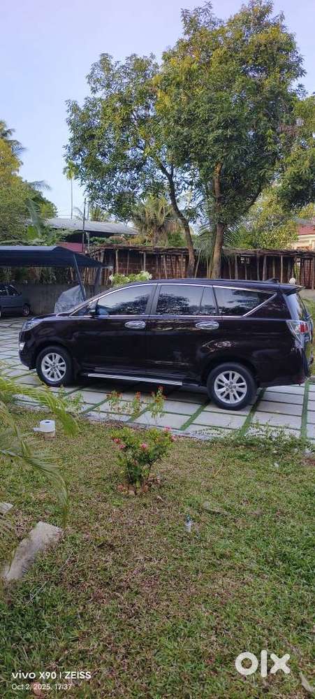 Toyota Innova Crysta 2.4 G Mt, 2017, Diesel