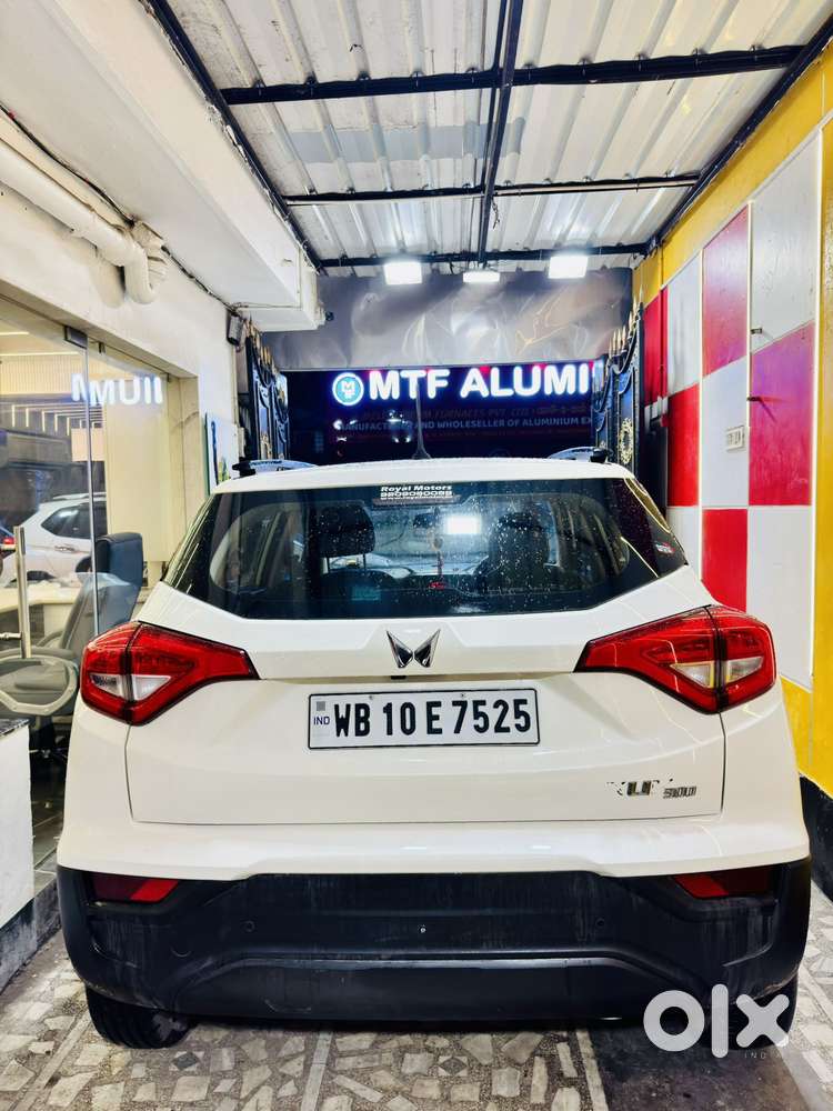 Mahindra Xuv300 W6, 2024, Petrol