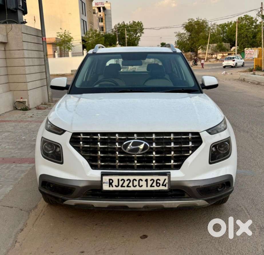 Hyundai Venue Sx (o) Mt 1.5 Diesel, 2021, Diesel