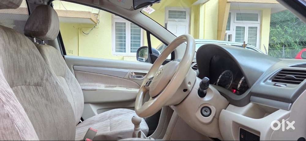 2015 Maruti Ertiga Zxi- 1.4 Petrol