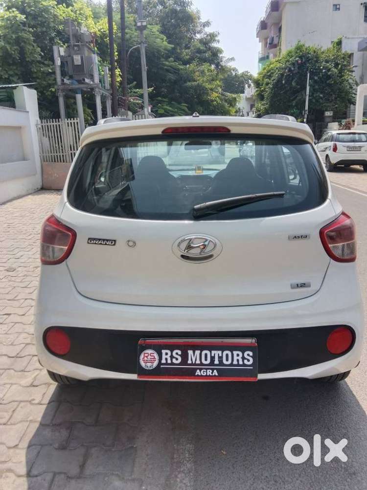 Hyundai Grand I10 Asta Option, 2017, Petrol