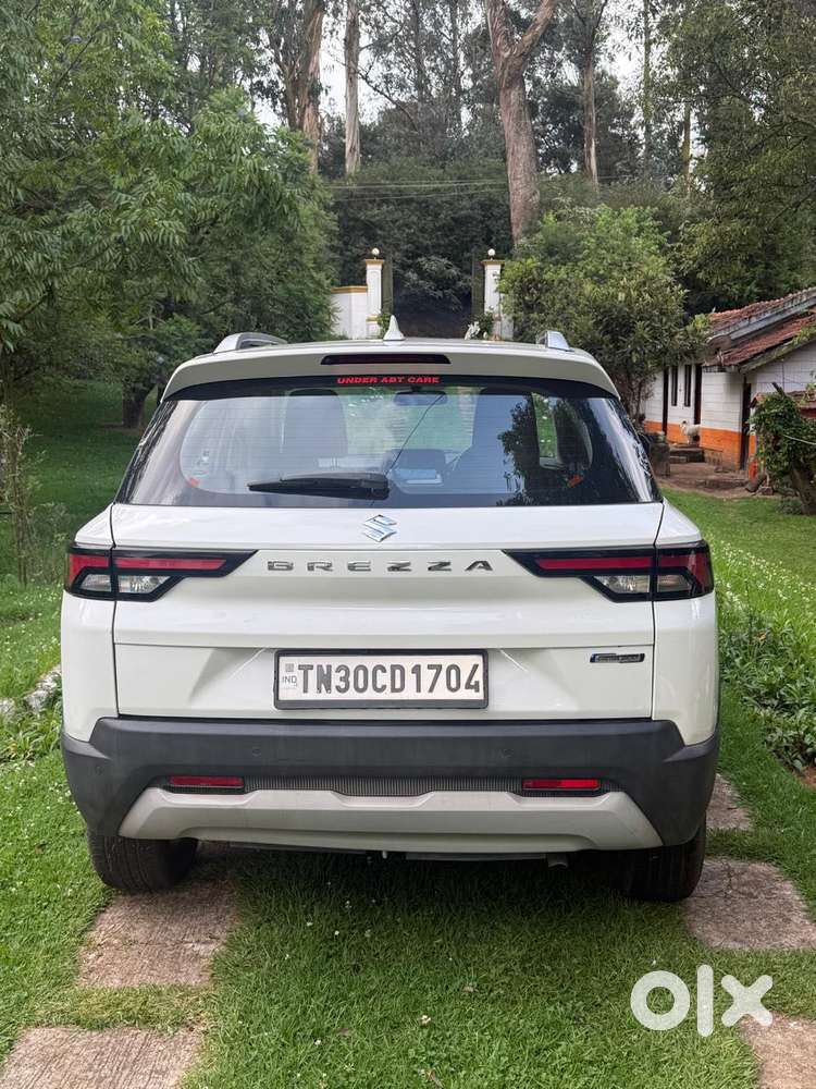 Maruti Suzuki Brezza 1.5 Zxi Smart Hybrid Dual Tone, 2023, Cng & Hyb..