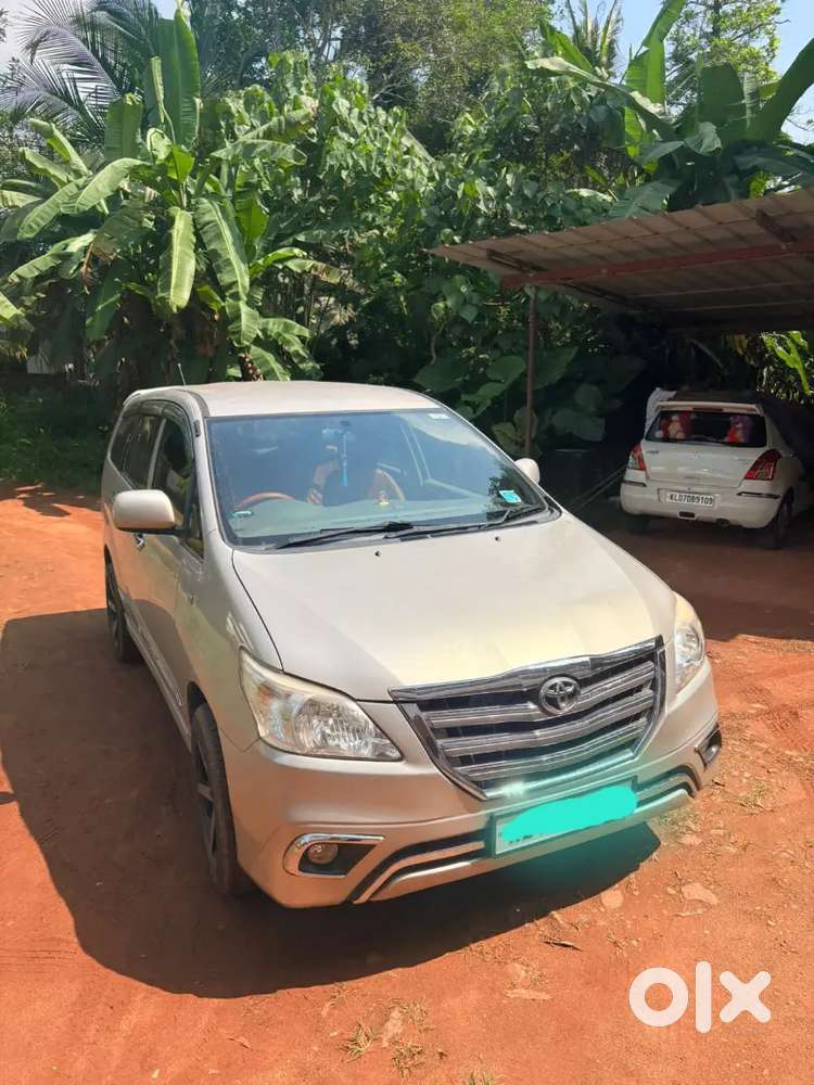 Toyota Innova 2013 Model Good Condition, New Tyres