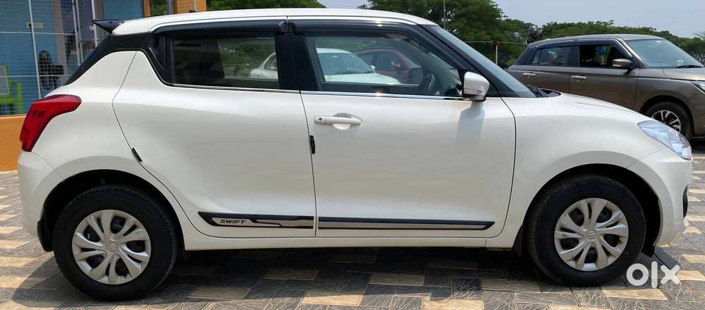 Maruti Suzuki Swift Vxi Abs Bsiv, 2021, Petrol