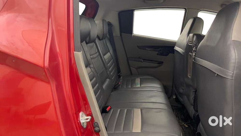 Mahindra Kuv 100 Mfalcon G80 K8, 2016, Petrol