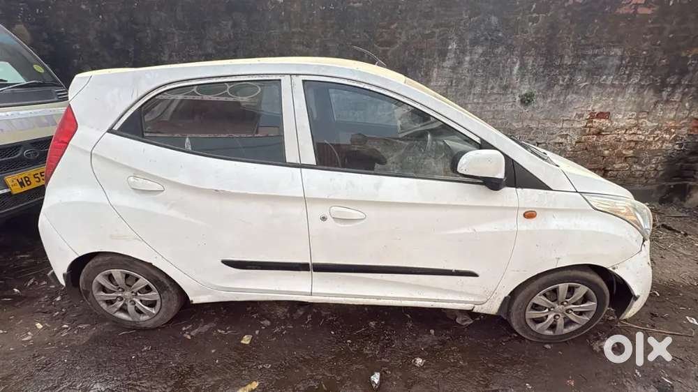 Hyundai Eon 0.8 Magna Plus 13 Year Car