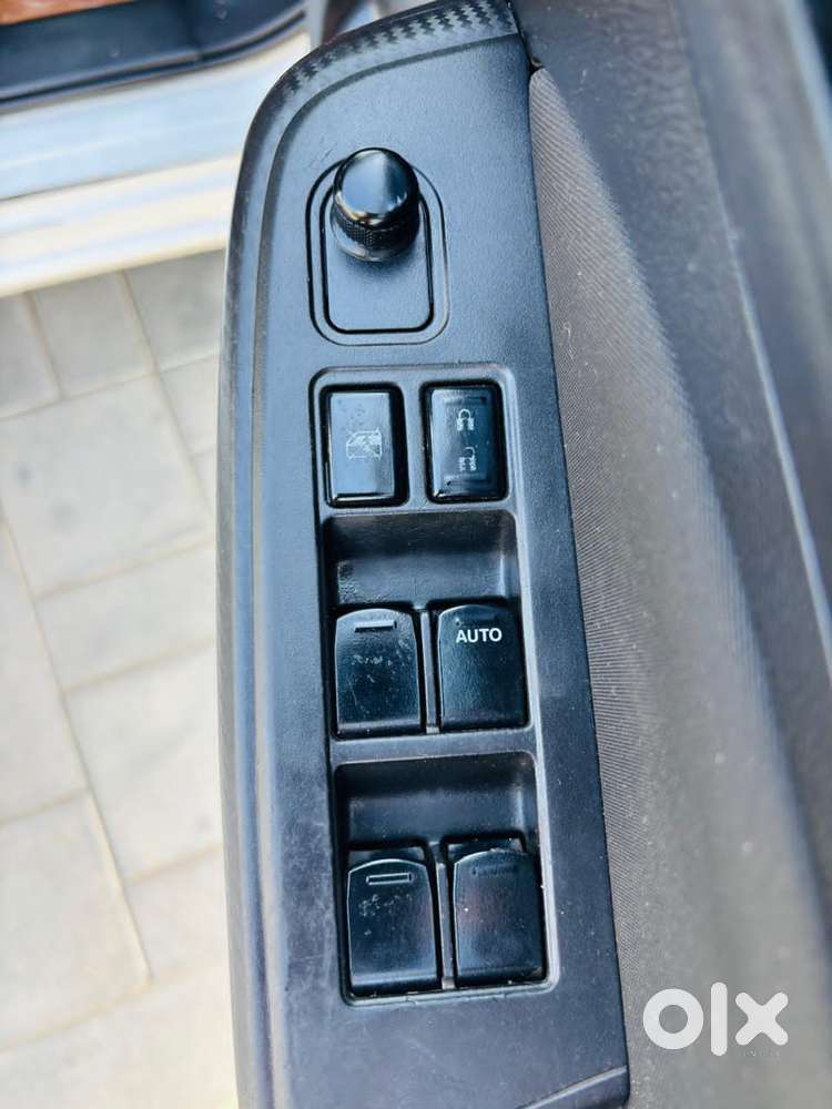 Maruti Suzuki Swift 1.2 Vxi (o), 2019, Petrol