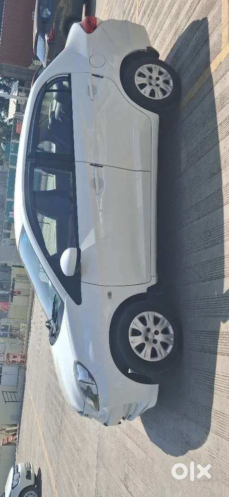 Honda Amaze 2015 Variant I-vtec
