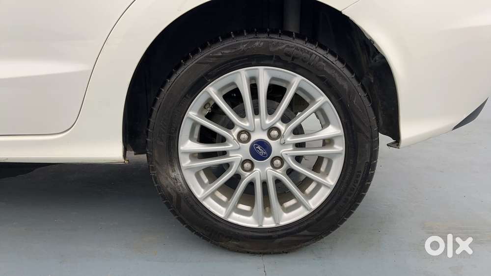 Ford Figo Aspire Titanium, 2021, Petrol