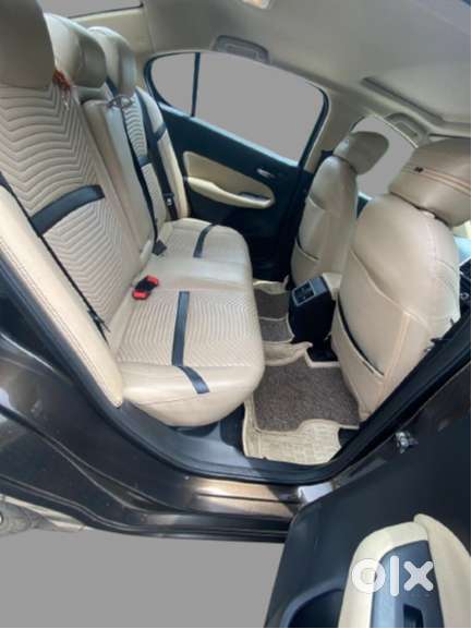 Honda City Vx Cvt Golden Brown - April 2023 - 1sr Owner Cg 04 Series