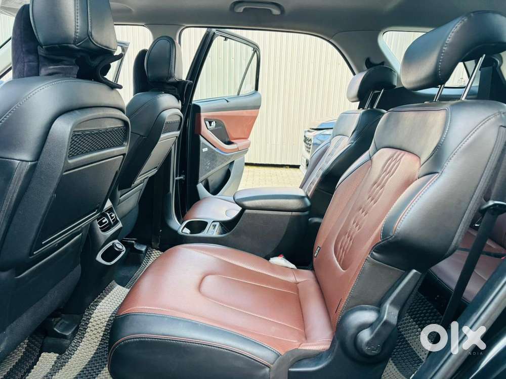 Hyundai Alcazar 2.0 Signature (o) Petrol At 6 Str, 2021, Petrol