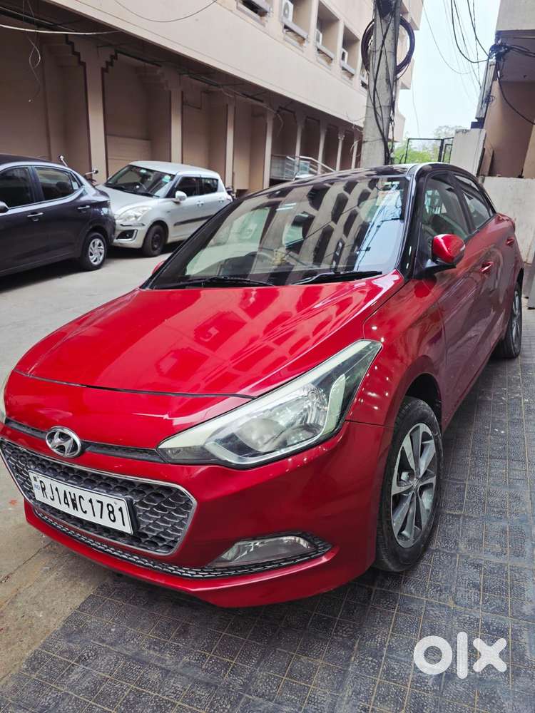 Hyundai New I20 1.5 Asta (o) Mt Dual Tone, 2017, Petrol