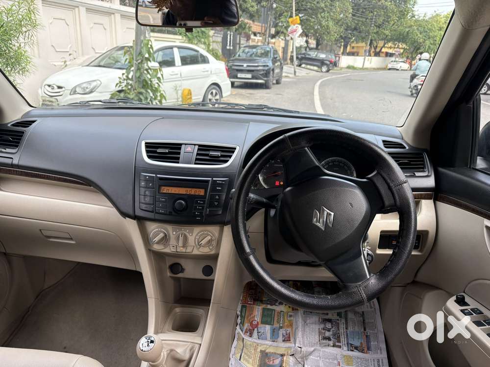 Maruti Suzuki Dzire 1.2 Vxi, 2015, Petrol
