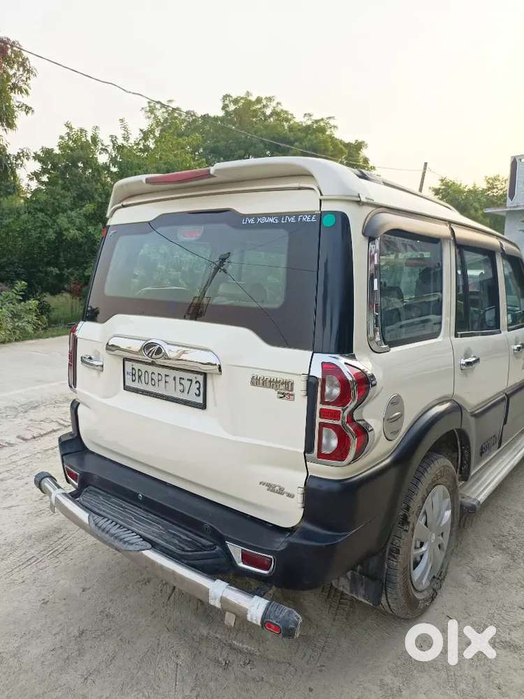 Mahindra Scorpio 2.2 S3 Plus 2021