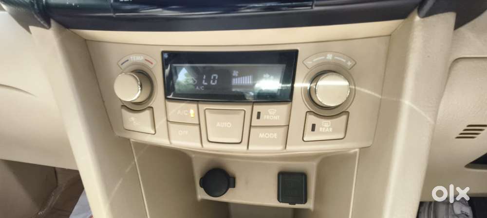 Maruti Suzuki Dzire 1.2 Zxi, 2016, Petrol