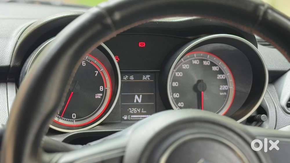 Maruti Suzuki Swift Vxi Amt 2020 Automatic Petrol