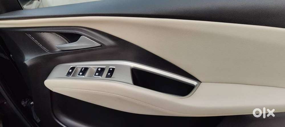 Mg Hector Sharp Pro 1.5 Turbo Cvt, 2024, Petrol