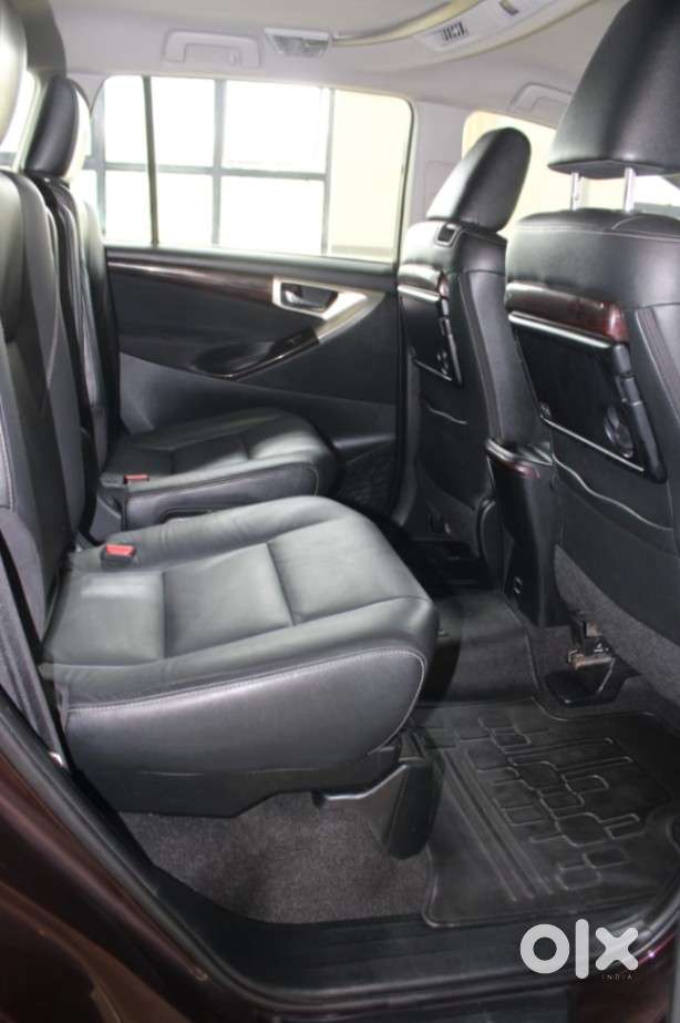 Toyota Innova Crysta 2.4 Z 7 Str, 2017, Diesel