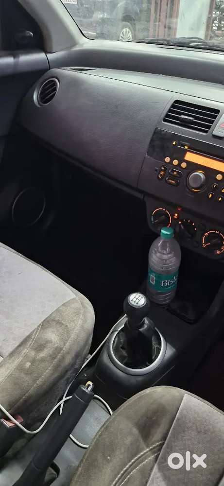 Maruti Suzuki Swift Dzire 2009 Diesel 81000 Km Driven