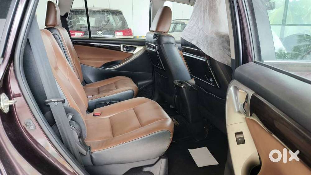 Toyota Innova Crysta 2.8 Zx At, 2017, Diesel