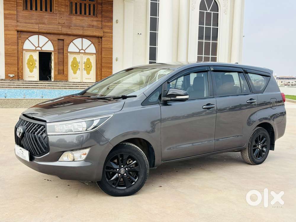 Toyota Innova Crysta 2.4 Gx Mt, 2016, Diesel