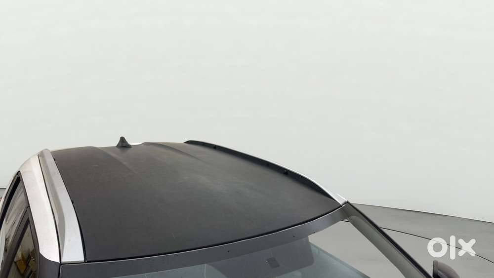 Nissan Magnite 1.0 Xv Premium, 2021, Petrol