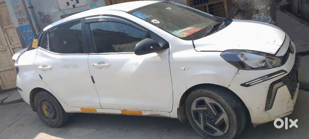 Hyundai Aura 2024 Cng & Hybrids 130000 Km Driven