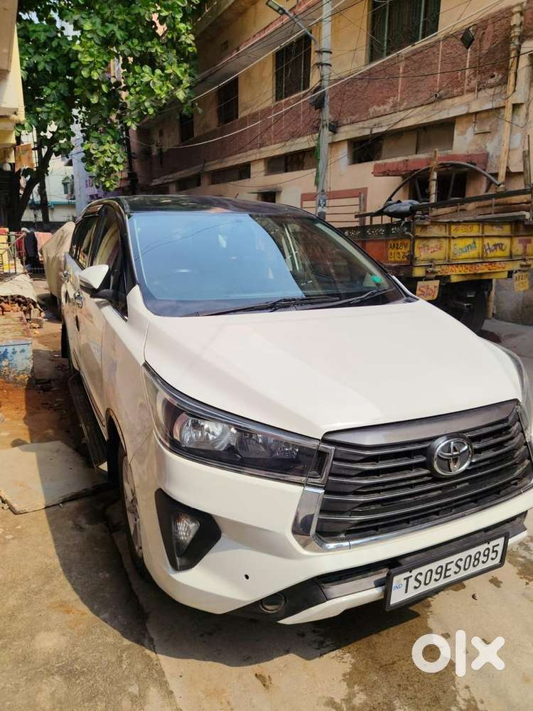 Toyota Innova Crysta Petrol Automatic 2017 Year