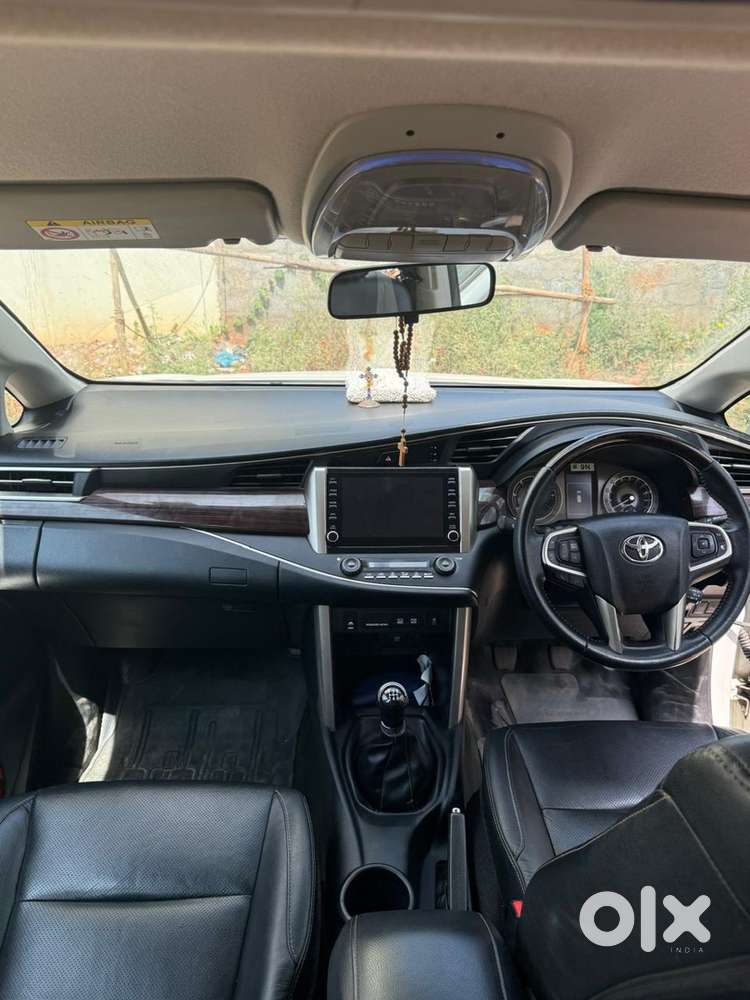 Toyota Innova Crysta 2022