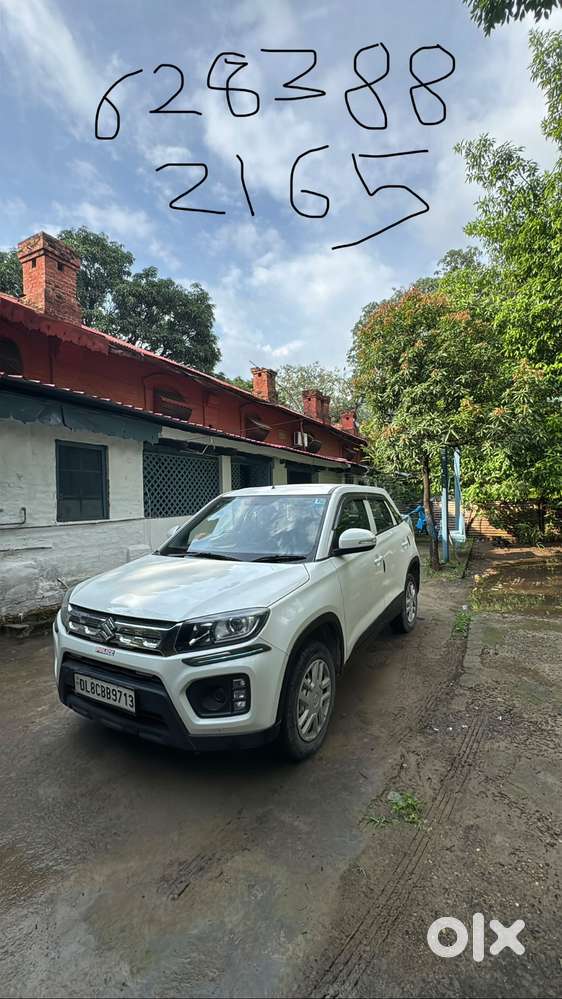 Next To Showroom Condition Brezza Cng