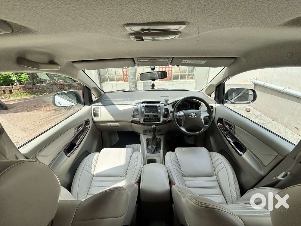 Toyota Innova 2.5 Vx 7 Seater Bs Iv, 2014, Diesel
