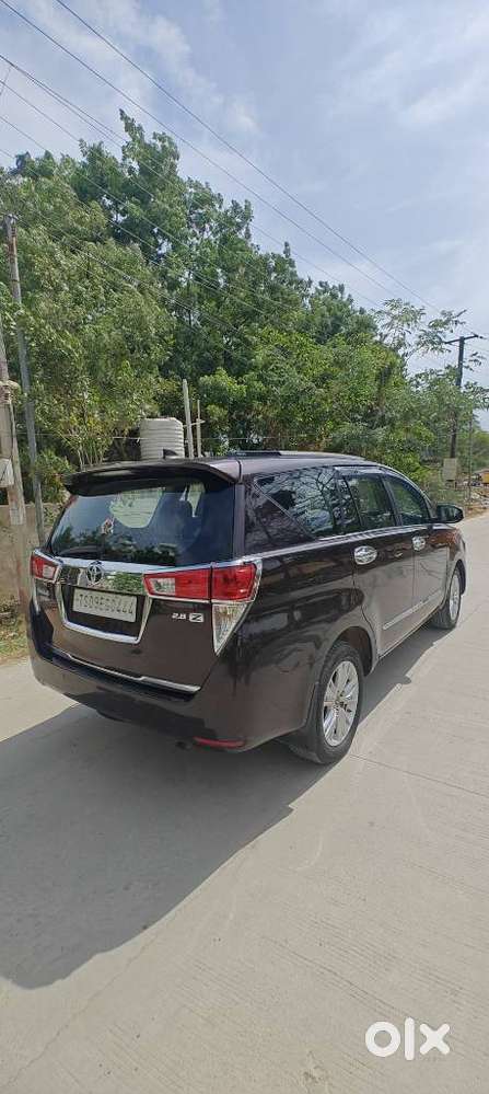 Toyota Innova Crysta 2.7 Zx At, 2016, Diesel