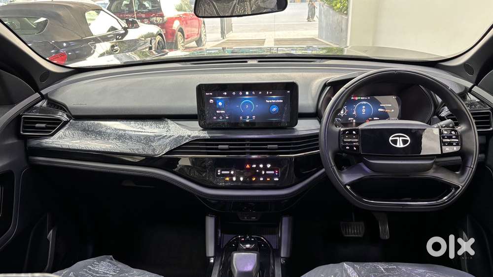 Tata Safari Adventure Plus Dark Edition, 2026, Diesel