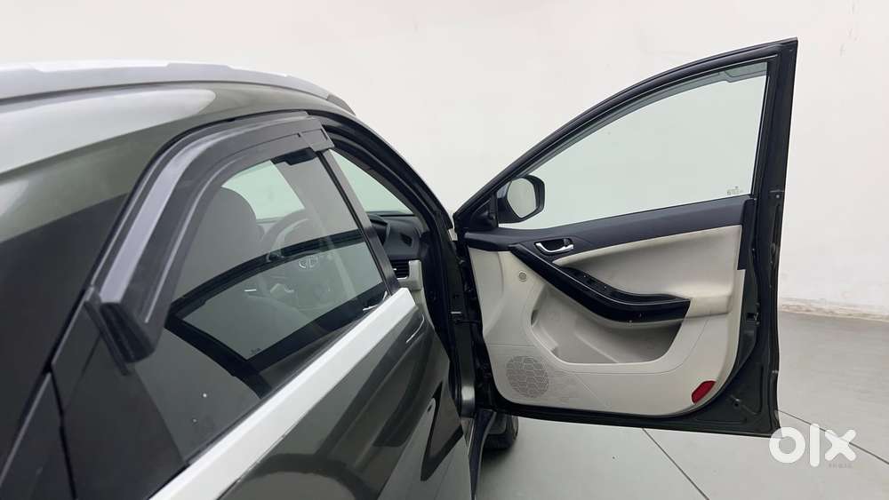 Tata Nexon 1.2 Revotron Xza Plus, 2021, Petrol