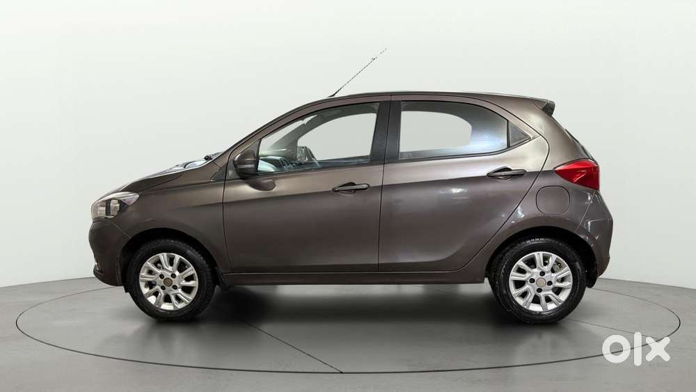 Tata Tiago 1.2 Revotron Xz, 2016, Petrol