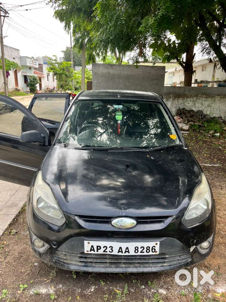 Ford Figo 2010 Car