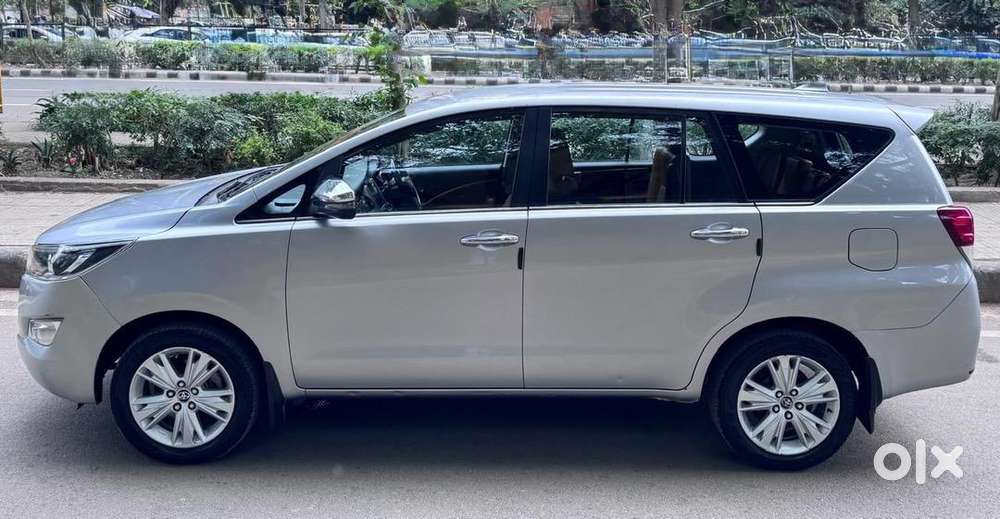 Toyota Innova Crysta 2018 Diesel 125000 Km Driven