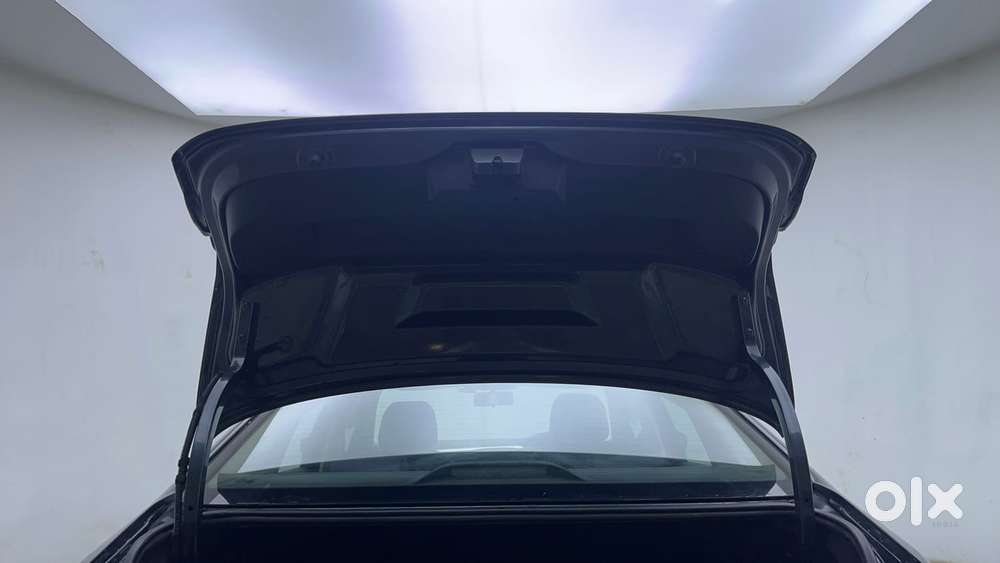 Volkswagen Virtus Highline Plus 1.0 Tsi At, 2022, Petrol