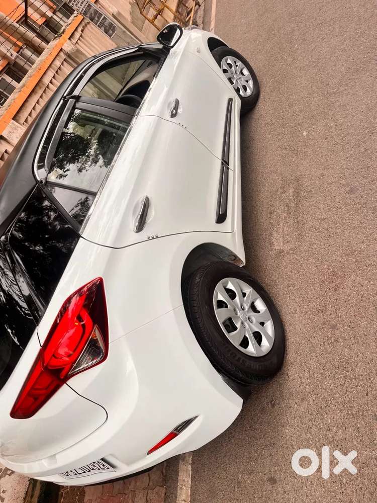 Hyundai Elite I20 [ ] 1.2 Magna, 2017, Petrol