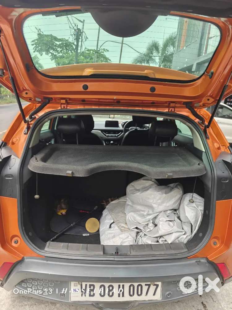 Meticulously Maintained Tata Nexon (2020) Top Model Diesel