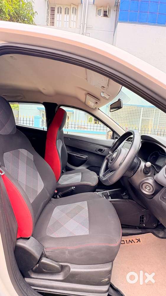 Renault Kwid 1.0 Rxt (o) Easy-r, 2021, Petrol