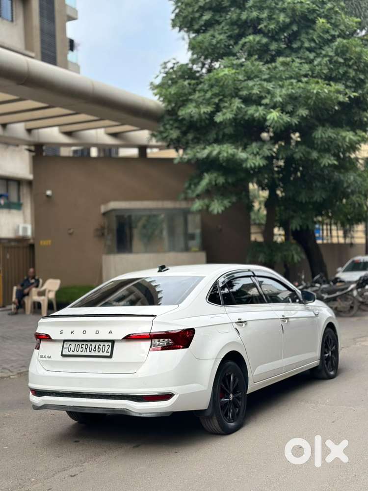 Skoda Slavia, 2022, Petrol