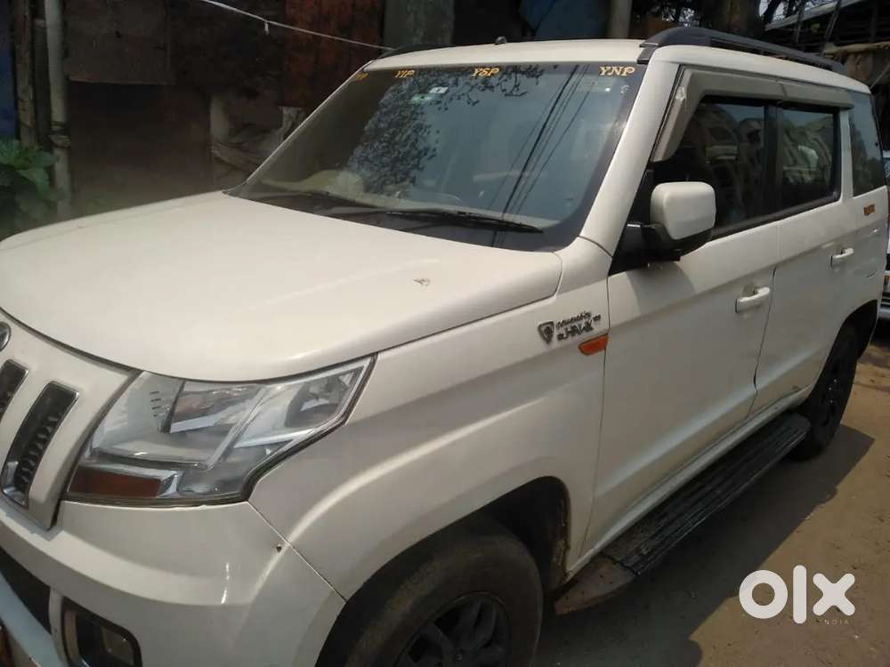 Mahindra Tuv300 T8