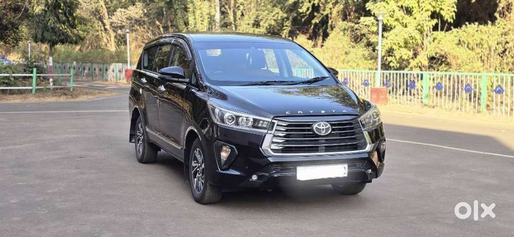 Toyota Innova Crysta [2020-ongoing] 2.4 Vx 8 Str, 2021, Diesel